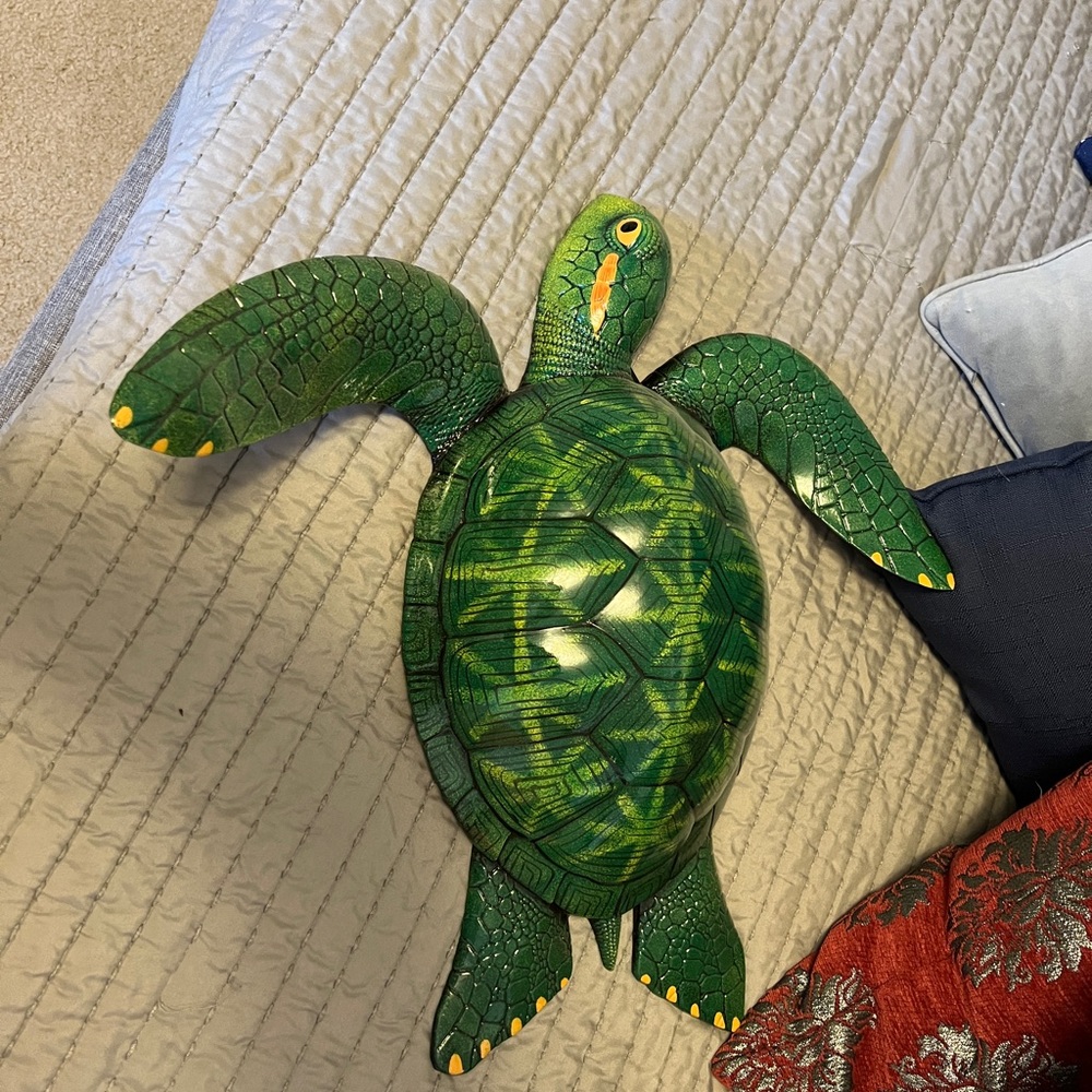 Cit wall plaque art of a sea turtle